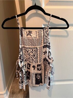 Women's Black and White Printed Spaghetti Strap Top